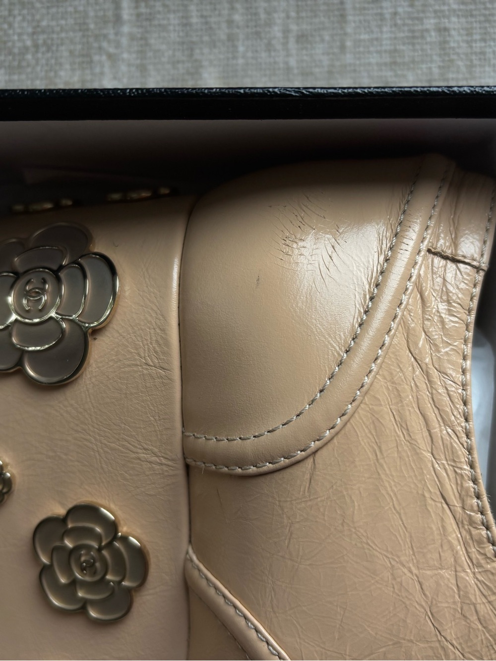 Chanel Beige-Black Patent And Leather Camellia Platform Sneakers - Picture 5 of 7